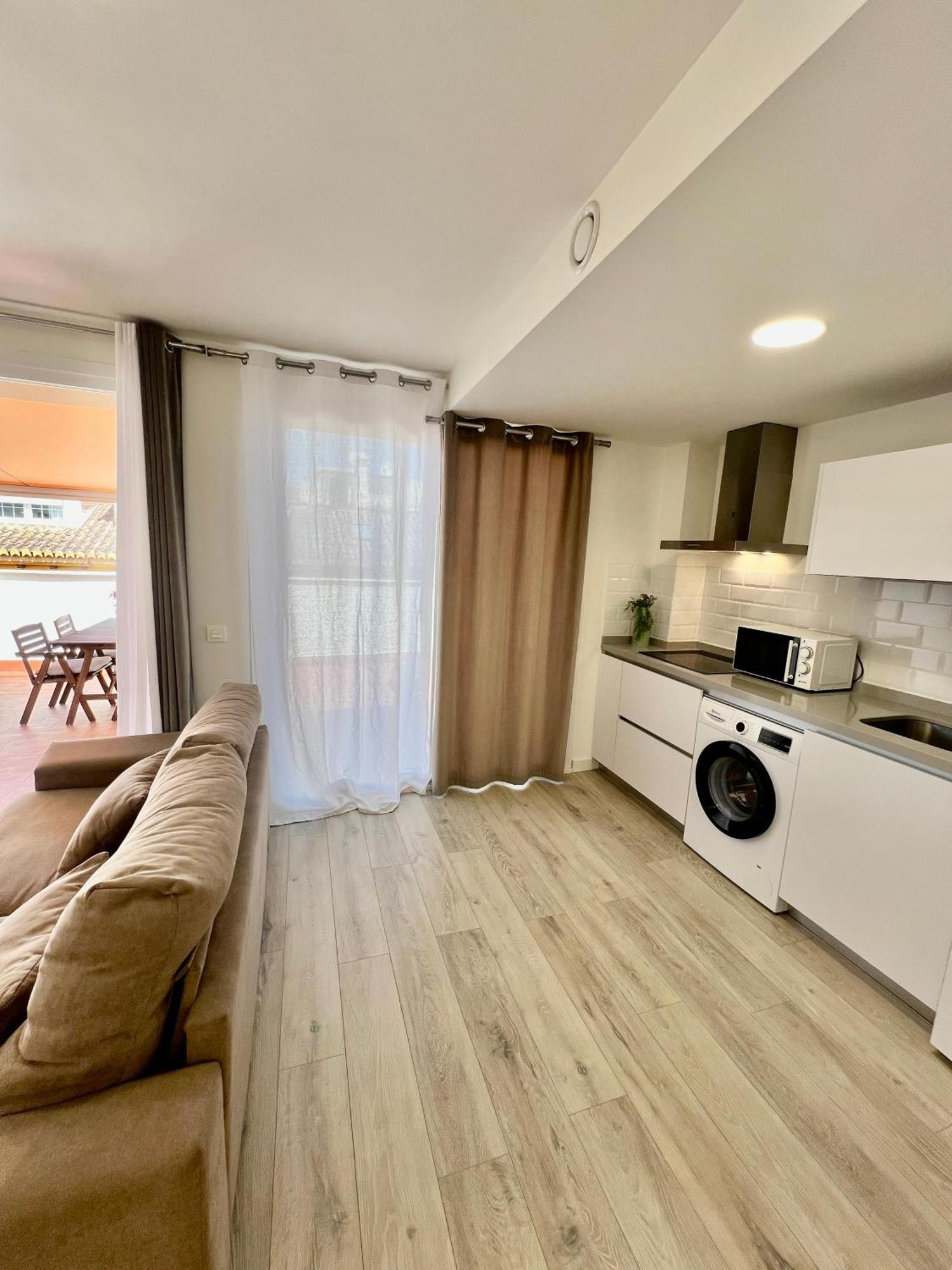 Apartamentos Rincón del Mar Torre Del Mar Exterior foto