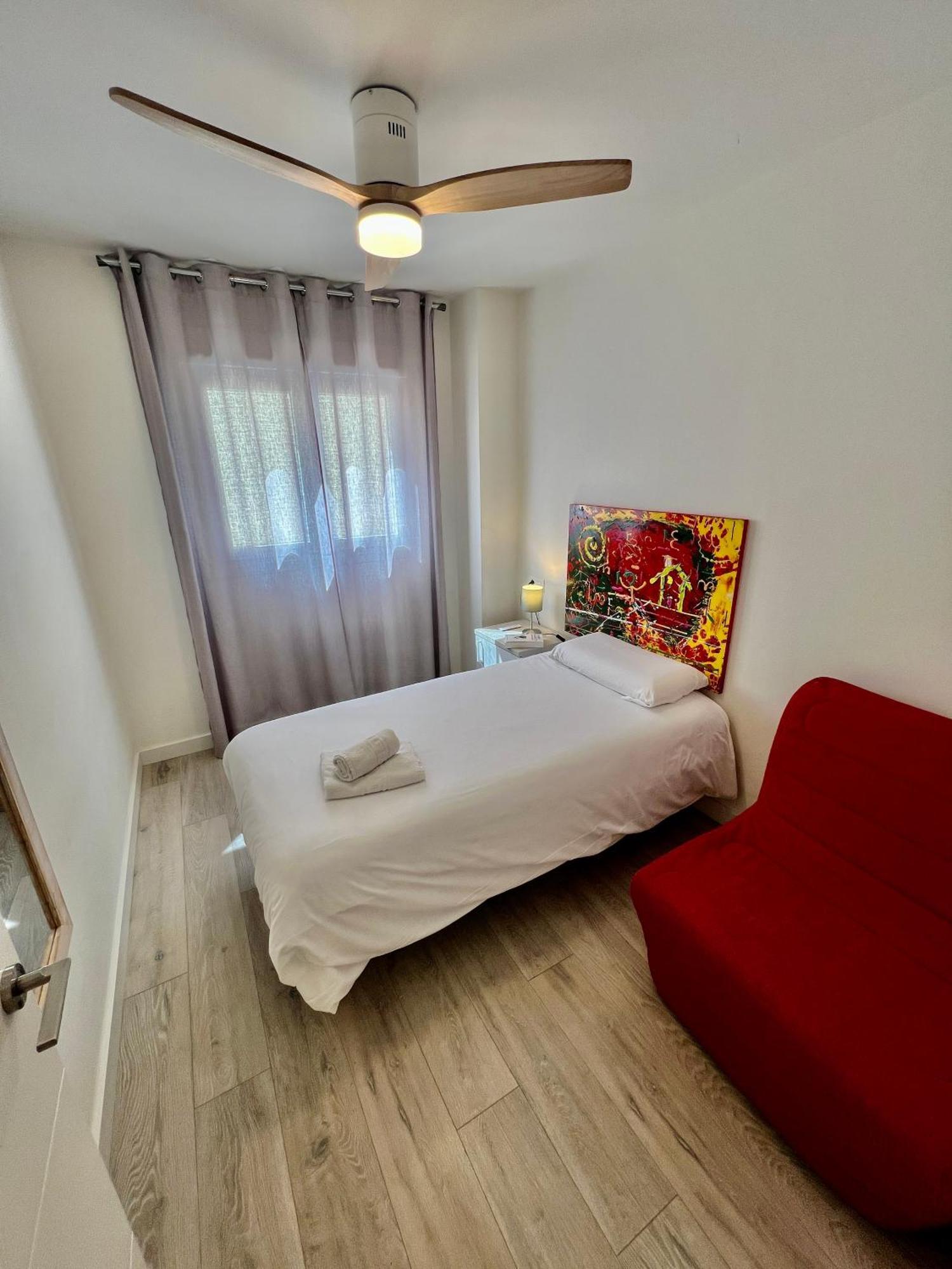 Apartamentos Rincón del Mar Torre Del Mar Exterior foto